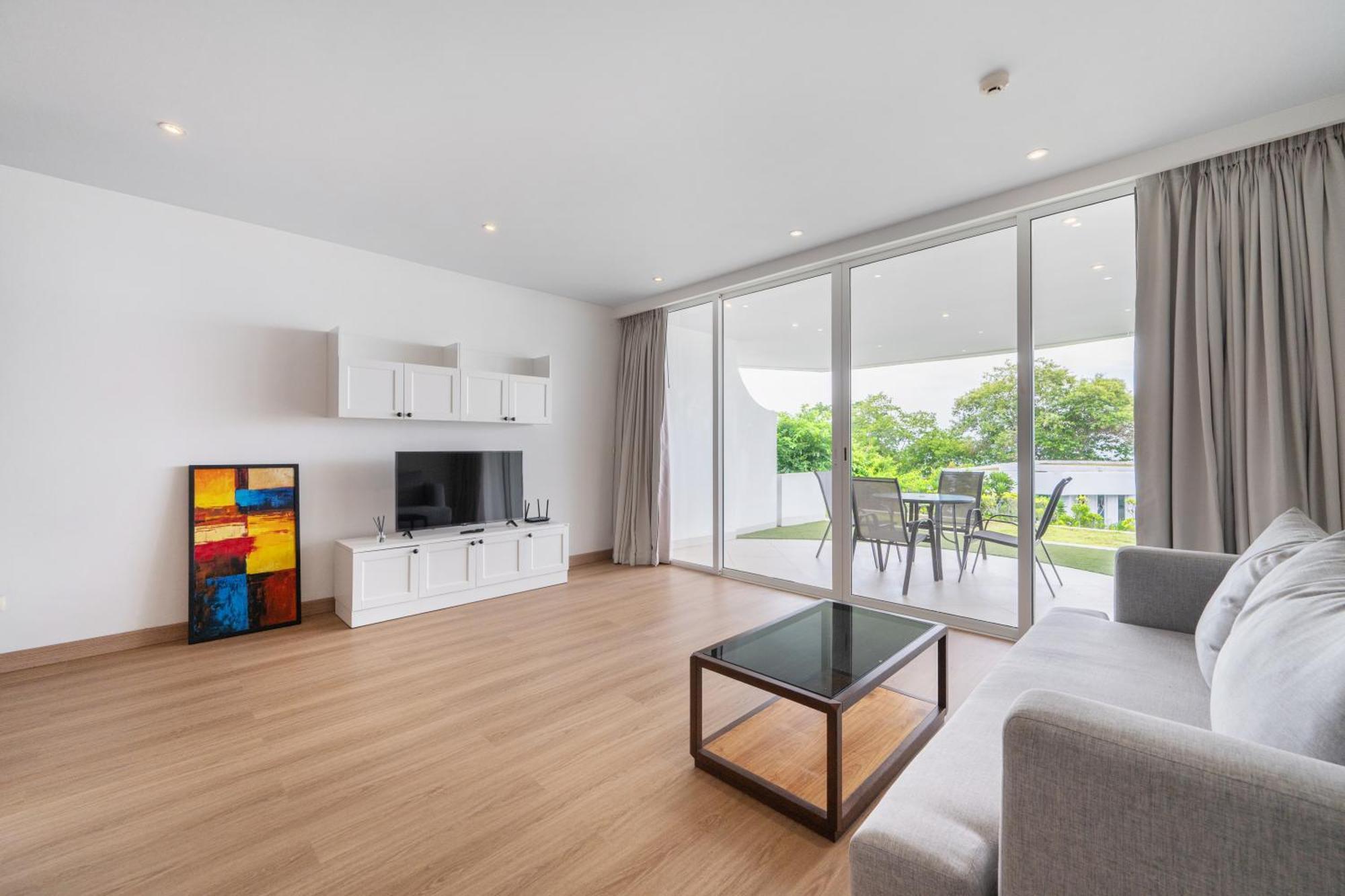 Pure Sunset Beach - Ocean View Room, Pattaya На Джомтьен Экстерьер фото