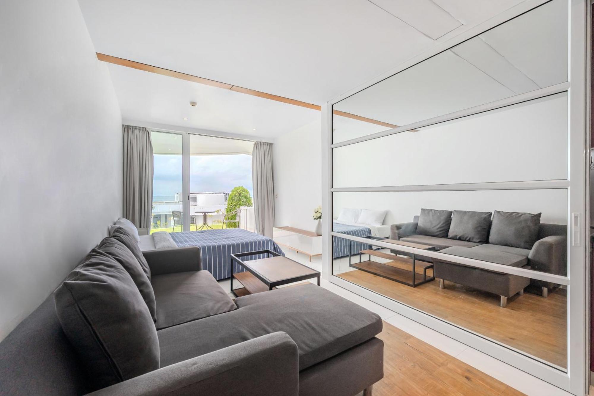 Pure Sunset Beach - Ocean View Room, Pattaya На Джомтьен Экстерьер фото